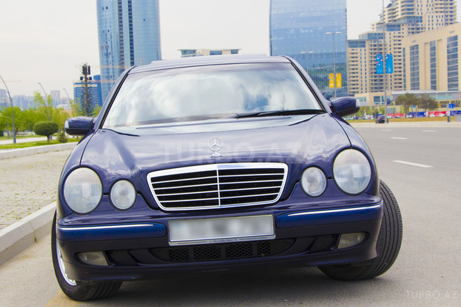 Mercedes E 240 2000, 253,400 km - 2.6 l - Bakı