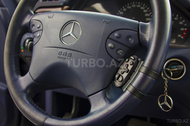 Mercedes E 240 2000, 253,400 km - 2.6 l - Bakı