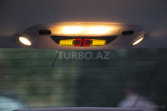 Mercedes E 240 2000, 253,400 km - 2.6 l - Bakı