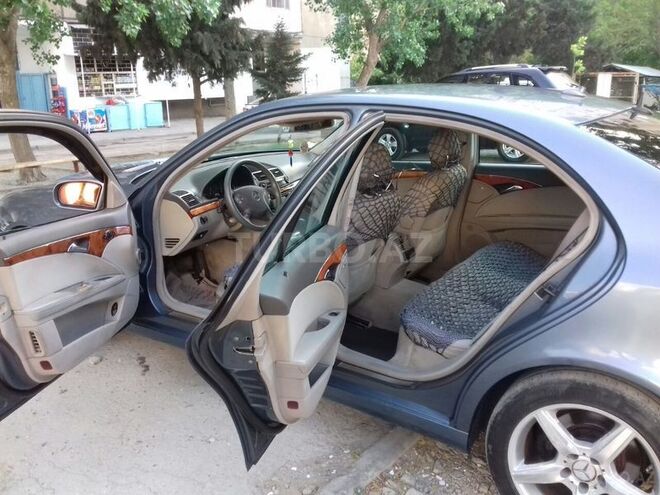 Mercedes E 220 2003, 249,235 km - 2.2 l - Bakı