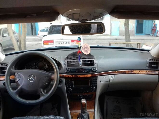 Mercedes E 220 2003, 249,235 km - 2.2 l - Bakı