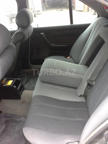 BMW 520 1991, 258,000 km - 2.0 l - Bakı
