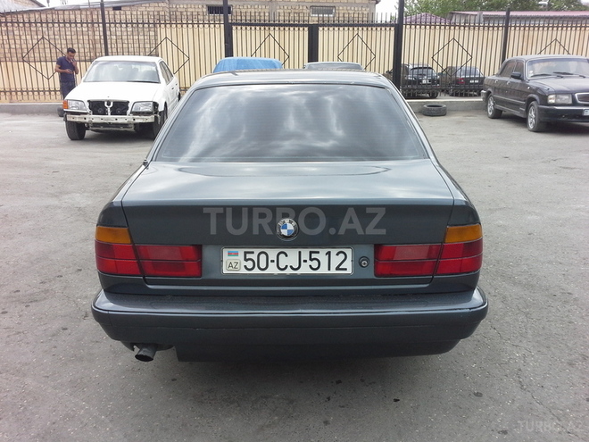 BMW 520 1991, 258,000 km - 2.0 l - Bakı