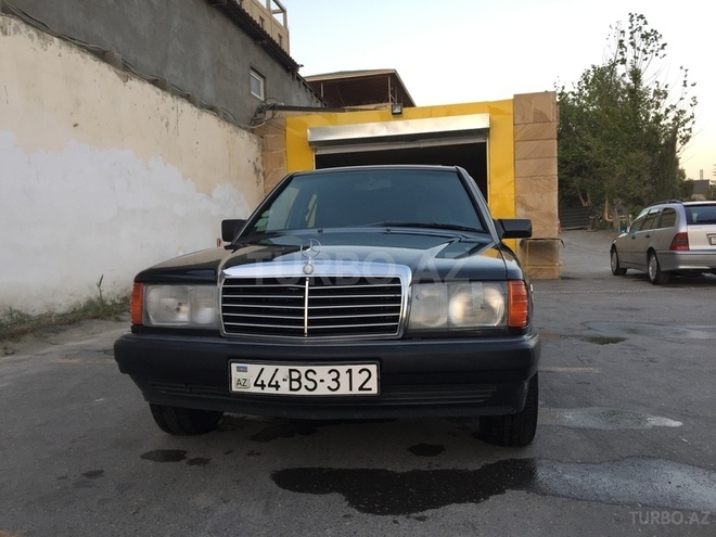 Mercedes 190 1992, 286,486 km - 2.0 л - Bakı