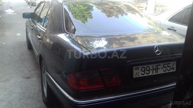 Mercedes E 200 1998, 200,000 km - 0.2 l - Bakı