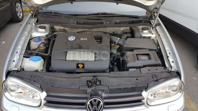 Volkswagen Golf 2003, 124,362 km - 2.0 л - Bakı