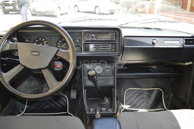 LADA (VAZ) 2107 2009, 93,000 km - 1.6 л - Bakı