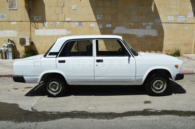 LADA (VAZ) 2107 2009, 93,000 km - 1.6 л - Bakı