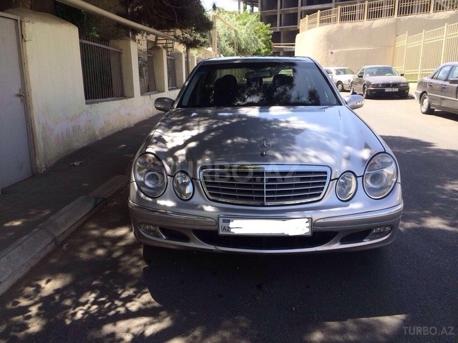 Mercedes E 220 2002, 347,000 km - 2.2 l - Bakı