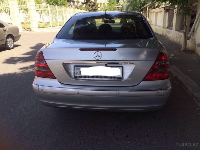 Mercedes E 220 2002, 347,000 km - 2.2 l - Bakı