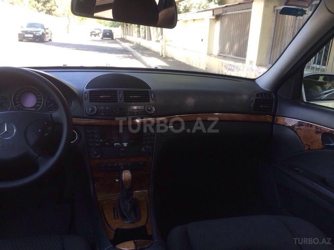Mercedes E 220 2002, 347,000 km - 2.2 l - Bakı