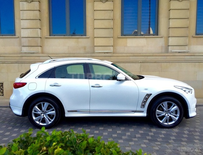 Infiniti FX35 2013, 68,500 km - 3.5 л - Bakı