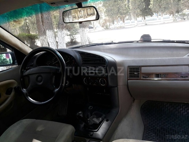 BMW 316 1994, 250,000 km - 1.6 л - Sumqayıt