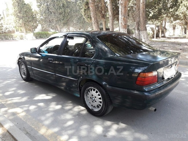 BMW 316 1994, 250,000 km - 1.6 л - Sumqayıt