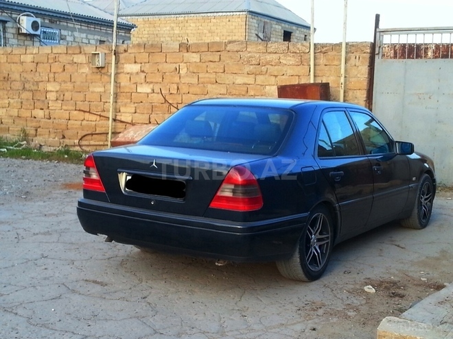 Mercedes C 180 1996, 321,457 km - 1.8 л - Cəlilabad