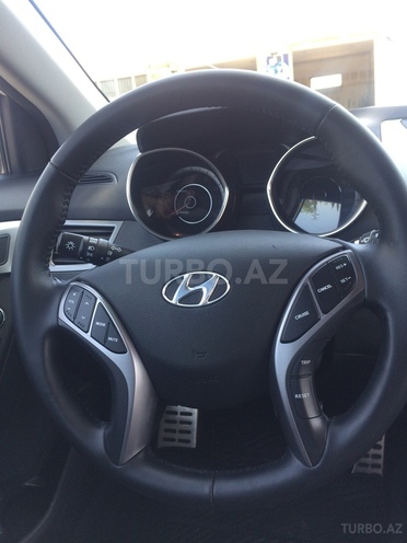 Hyundai Elantra 2013, 94,500 km - 1.8 л - Şirvan