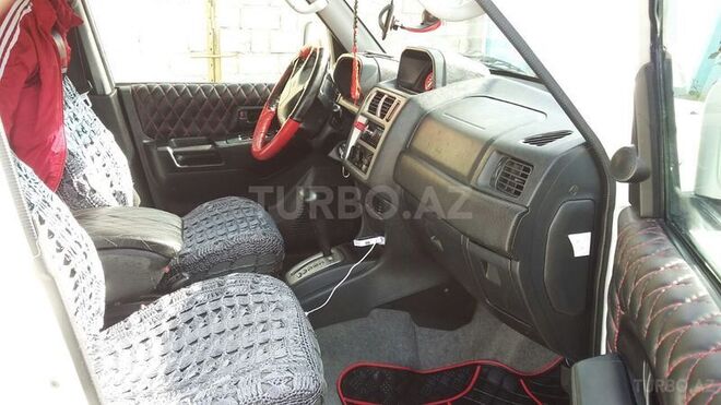 Mitsubishi Pajero io 2000, 300,000 km - 0.2 l - Siyəzən