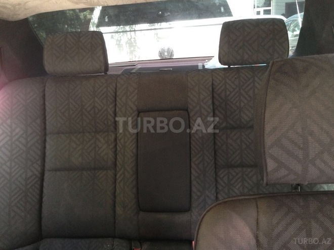 Mercedes C 200 1995, 270,000 km - 2.0 л - Bakı