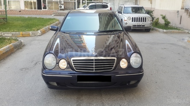 Mercedes E 220 2001, 341,231 km - 2.2 л - Bakı