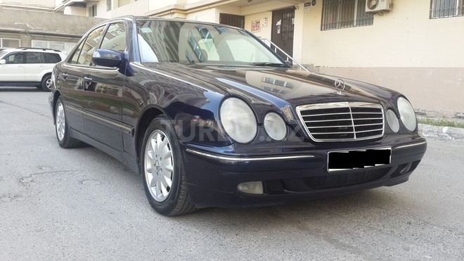 Mercedes E 220 2001, 341,231 km - 2.2 л - Bakı
