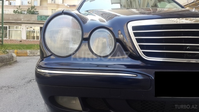 Mercedes E 220 2001, 341,231 km - 2.2 л - Bakı