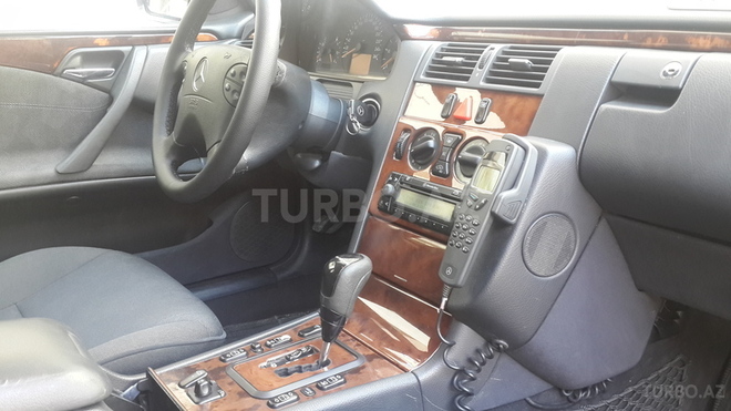 Mercedes E 220 2001, 341,231 km - 2.2 л - Bakı
