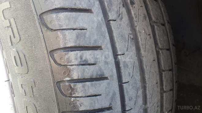 Mercedes E 220 2001, 341,231 km - 2.2 л - Bakı