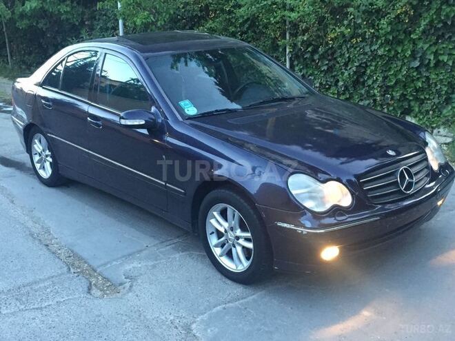 Mercedes C 320 2002, 197,364 km - 3.2 l - Bakı