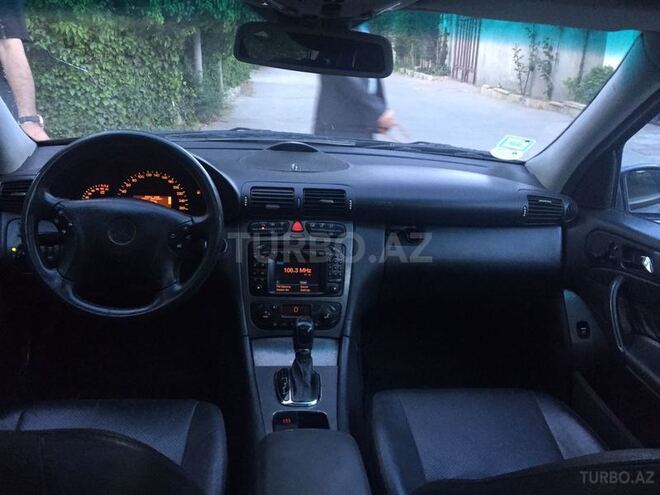 Mercedes C 320 2002, 197,364 km - 3.2 l - Bakı