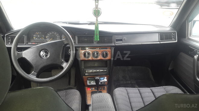 Mercedes 190 1991, 412,660 km - 2.0 l - Sumqayıt