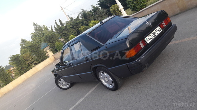 Mercedes 190 1990, 130 km - 2.0 л - Bərdə