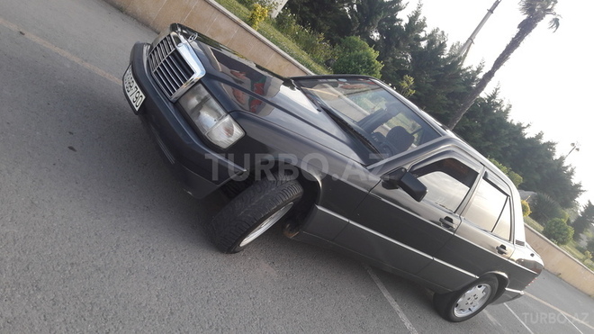 Mercedes 190 1990, 130 km - 2.0 л - Bərdə