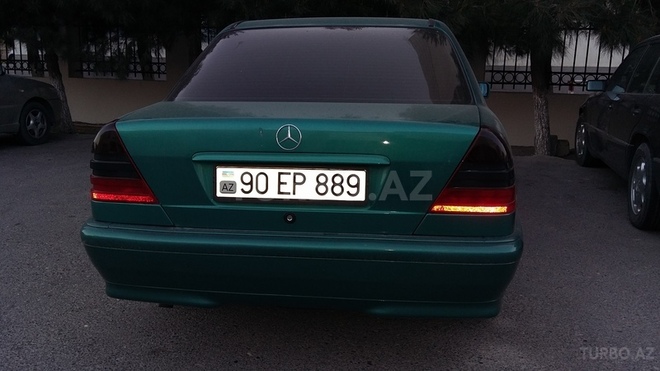 Mercedes C 180 2000, 197,800 km - 1.8 l - Bakı