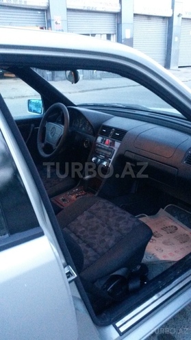Mercedes C 200 1998, 256,000 km - 2.0 l - Sumqayıt