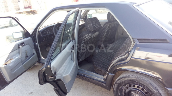 Mercedes A 190 1988, 52,750 km - 0.2 l - Bakı