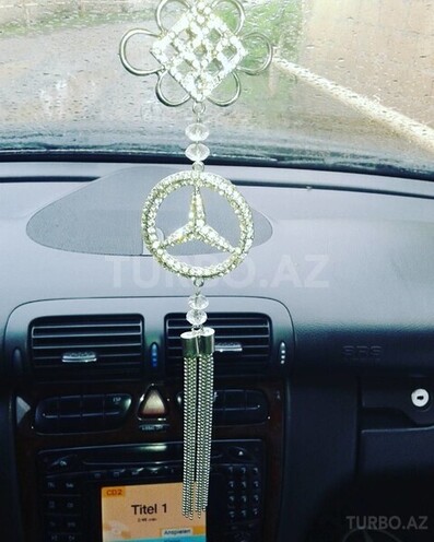 Mercedes C 200 2000, 160,000 km - 0.3 l - Sabirabad