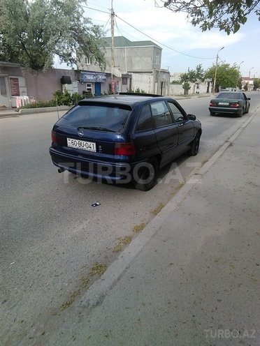 Opel Astra 1995, 321,588 km - 1.6 l - Bakı