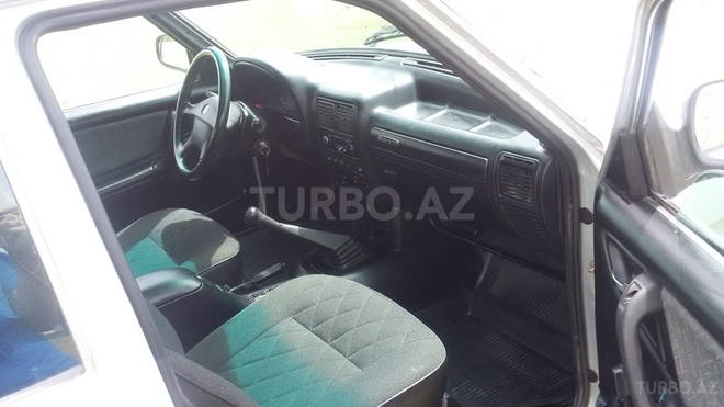 GAZ 31105 2006, 139,000 km - 2.3 l - Lənkəran