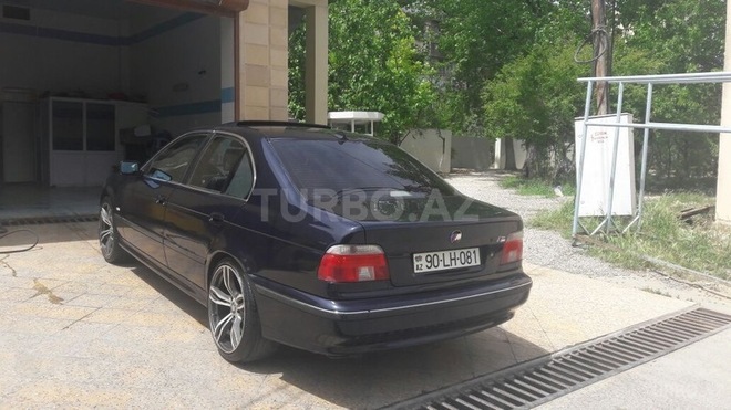 BMW 523 1999, 330,000 km - 2.5 l - Bakı