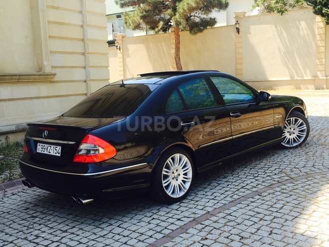 Mercedes E 320 2003, 271,000 km - 3.2 l - Bakı