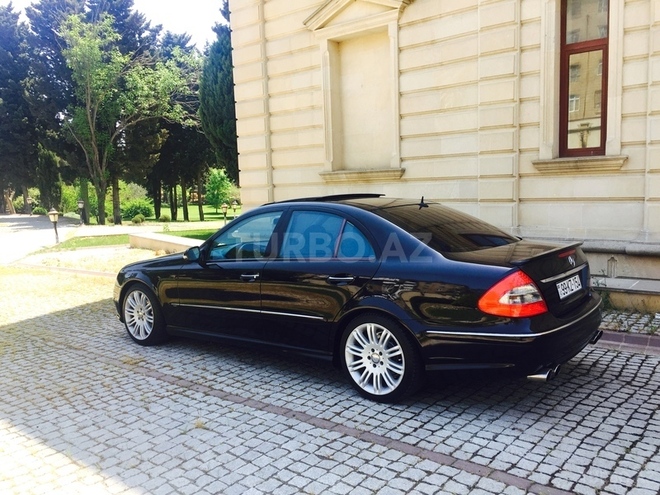 Mercedes E 320 2003, 271,000 km - 3.2 l - Bakı