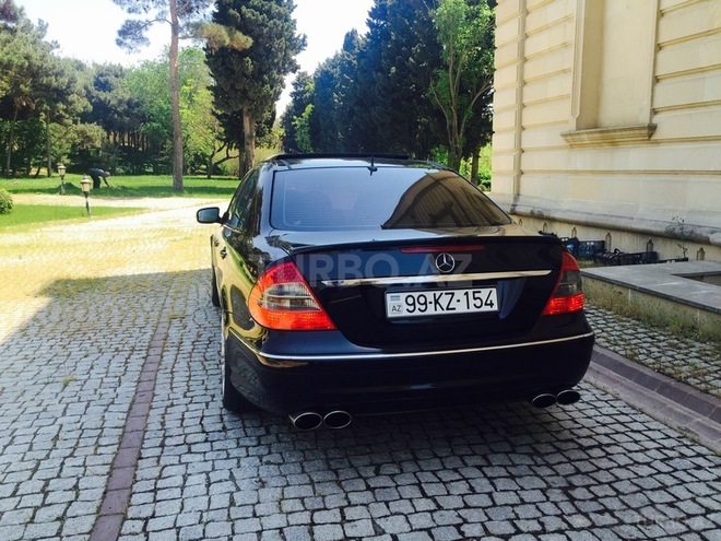 Mercedes E 320 2003, 271,000 km - 3.2 l - Bakı
