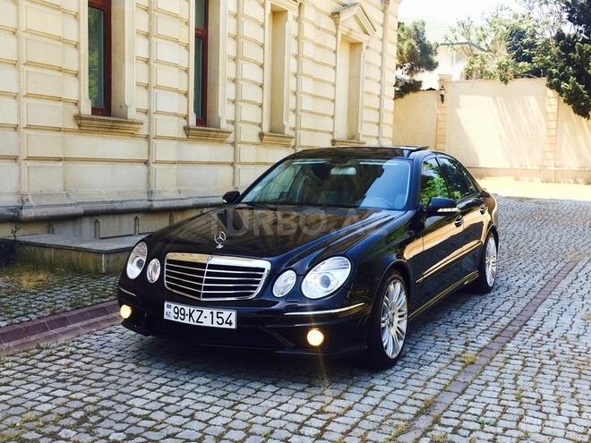 Mercedes E 320 2003, 271,000 km - 3.2 l - Bakı