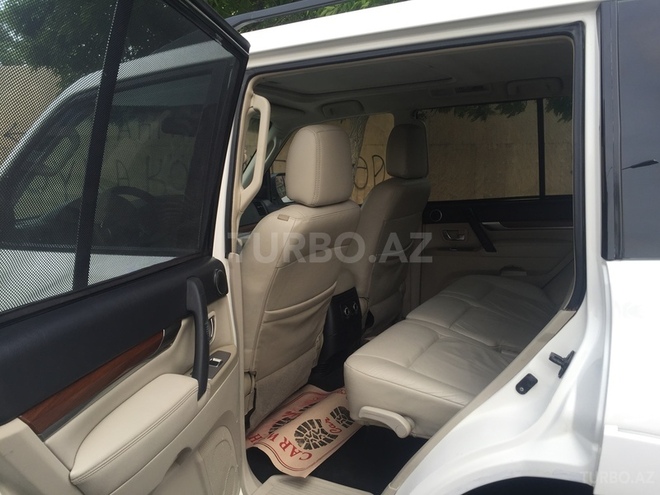 Mitsubishi Pajero 2007, 138,500 km - 3.8 л - Bakı