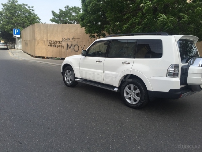 Mitsubishi Pajero 2007, 138,500 km - 3.8 л - Bakı