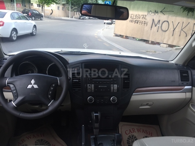 Mitsubishi Pajero 2007, 138,500 km - 3.8 л - Bakı