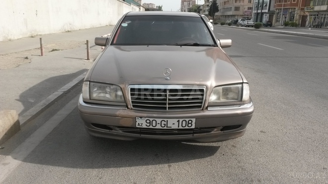 Mercedes C 250 1994, 179,000 km - 2.5 l - Bakı