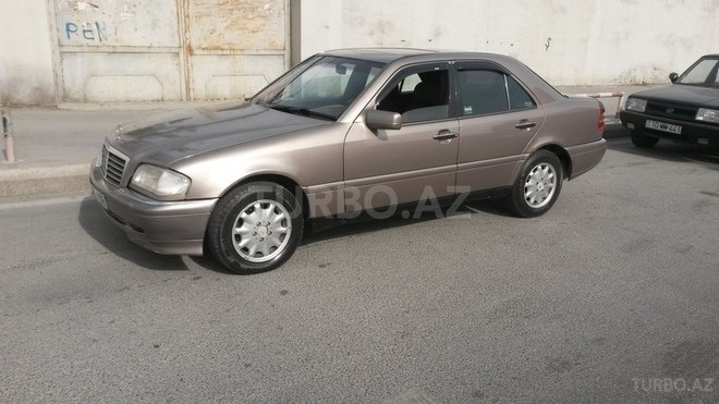 Mercedes C 250 1994, 179,000 km - 2.5 l - Bakı