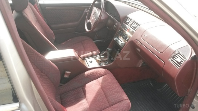 Mercedes C 250 1994, 179,000 km - 2.5 l - Bakı
