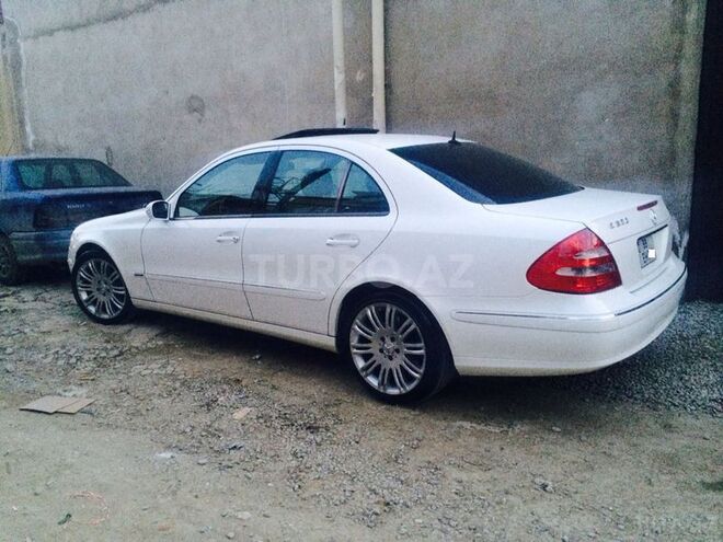 Mercedes E 320 2003, 200,000 km - 3.2 l - Bakı